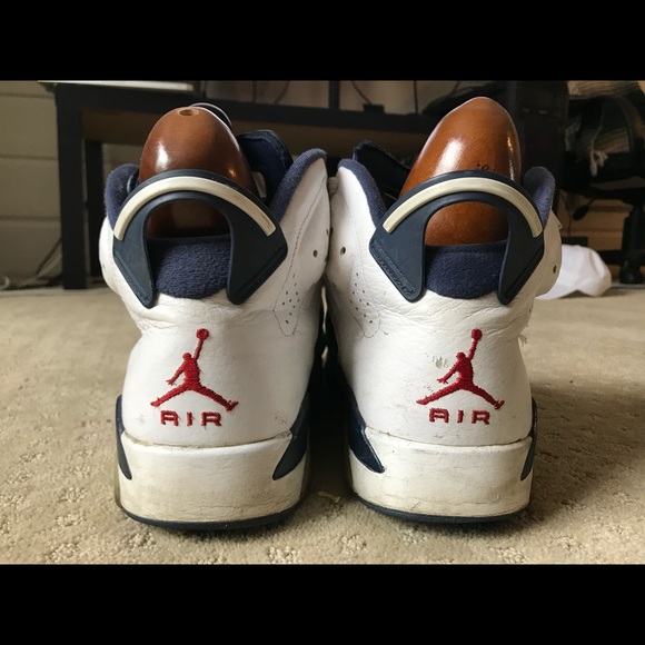 Air Jordan 6 - Picture 3 of 4